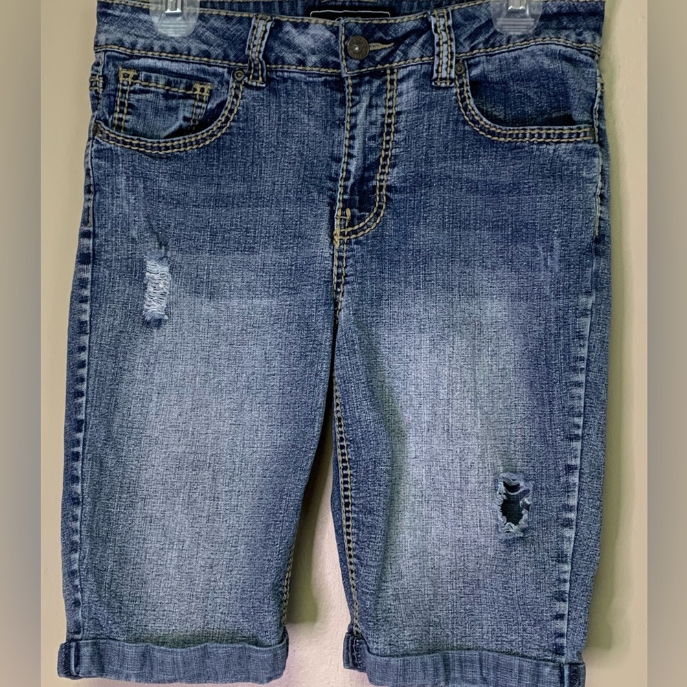 Cato cuffed shorts with embellished back pockets